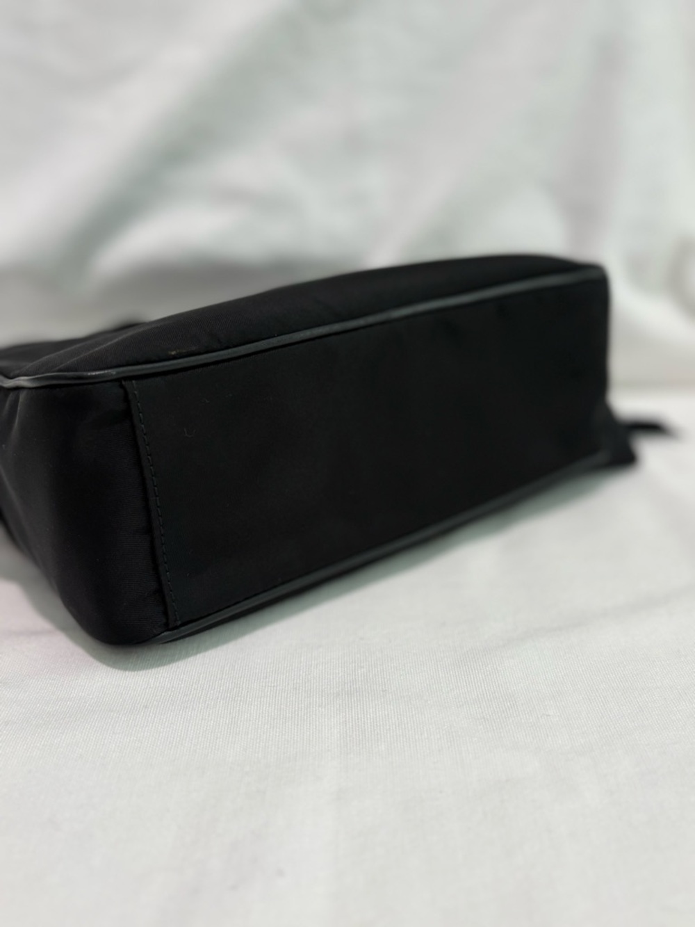 Authentic Prada black crossbody camera bag with cards - Picture 7 of 13